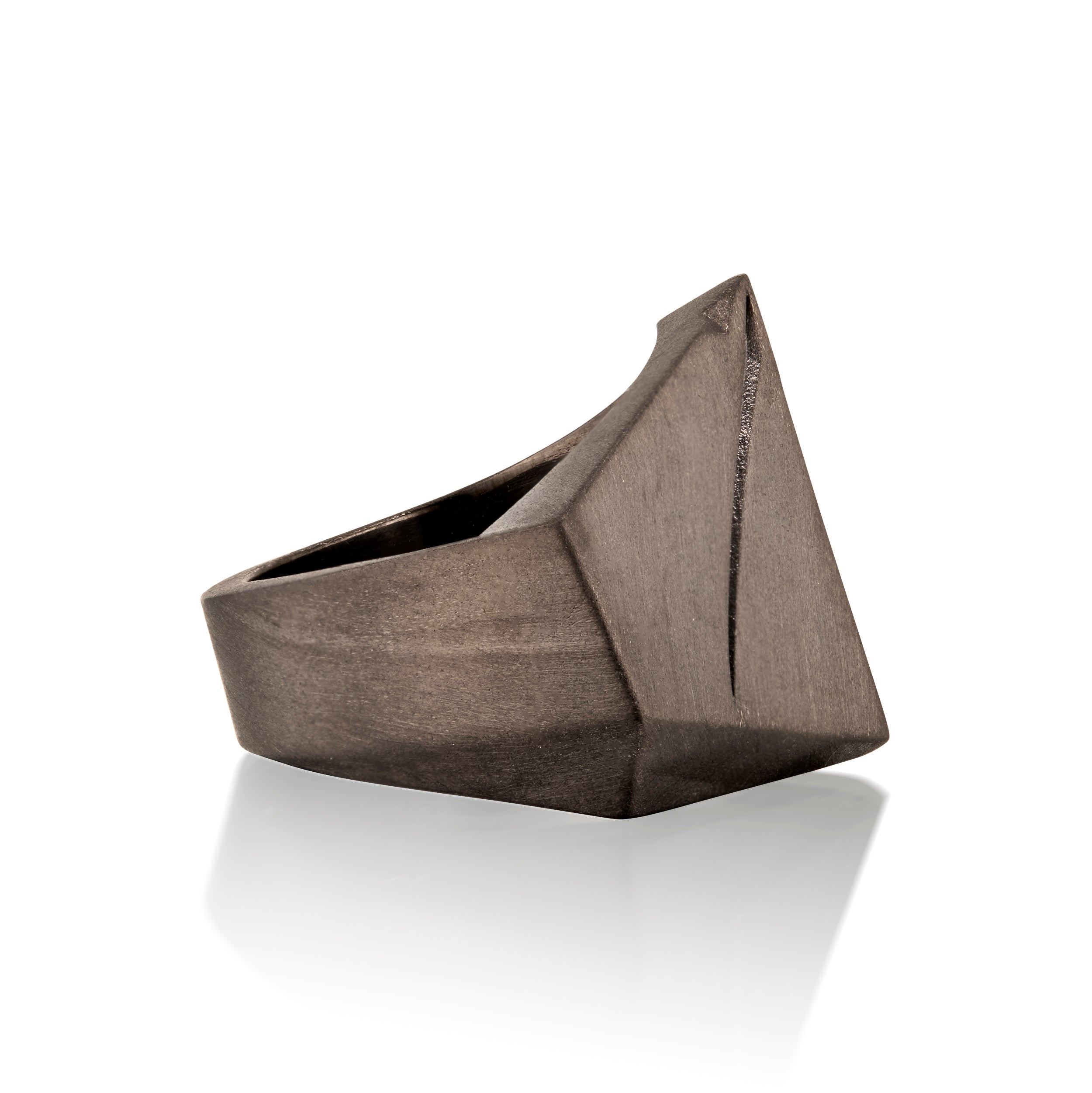 Bronze ring in 14k Gold geometric jewelry on a white background