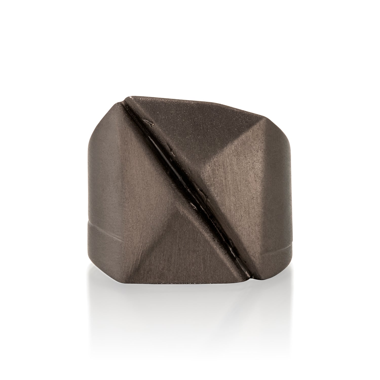 Black Geometric ring in 14k Gold on a white background