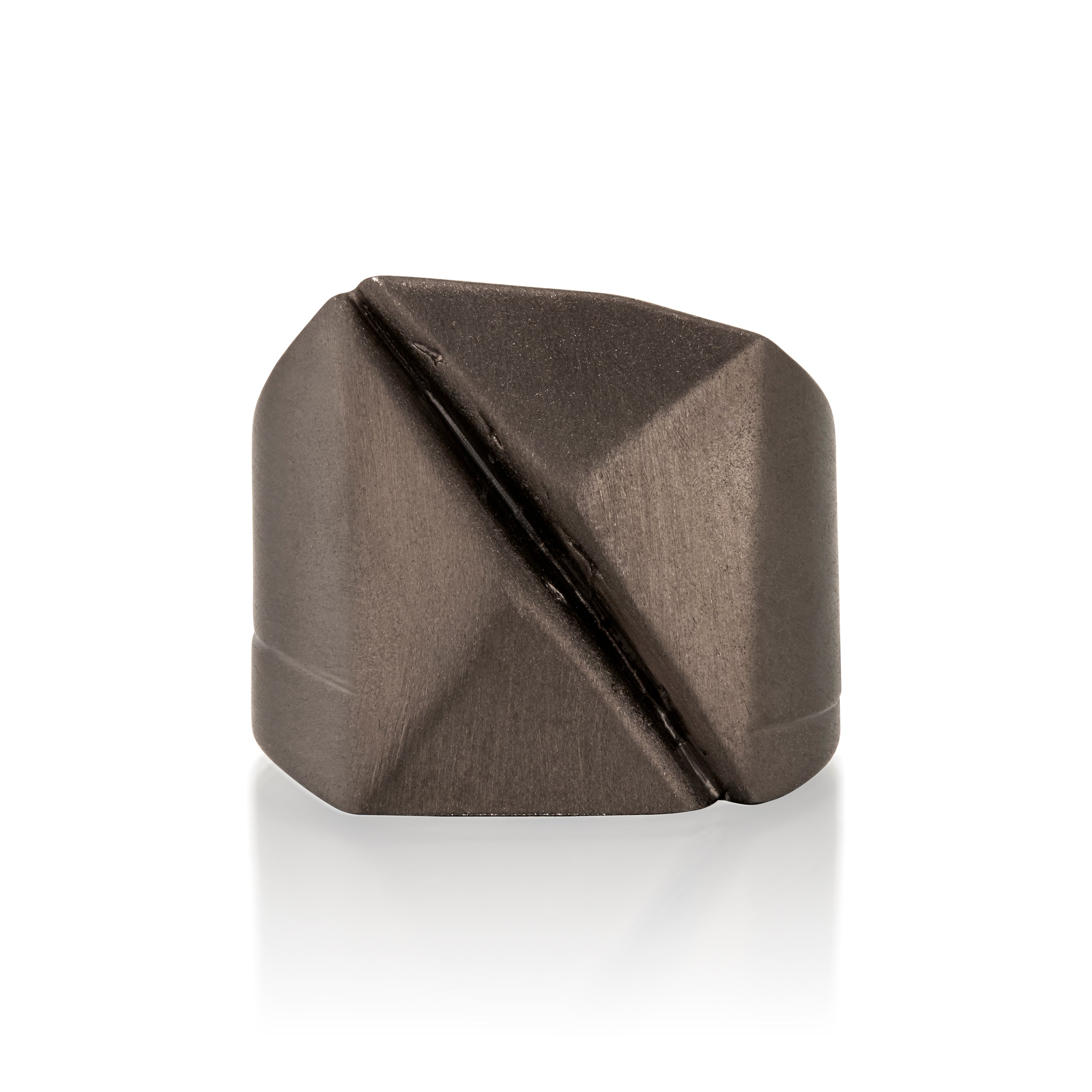 Black Geometric ring in 14k Gold on a white background